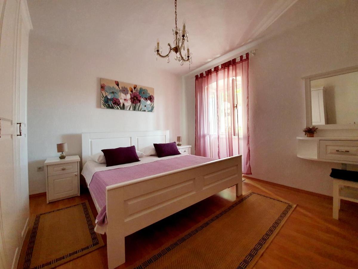 Village House Fafarinka - Close To Krka National Park Konjevrate Bagian luar foto